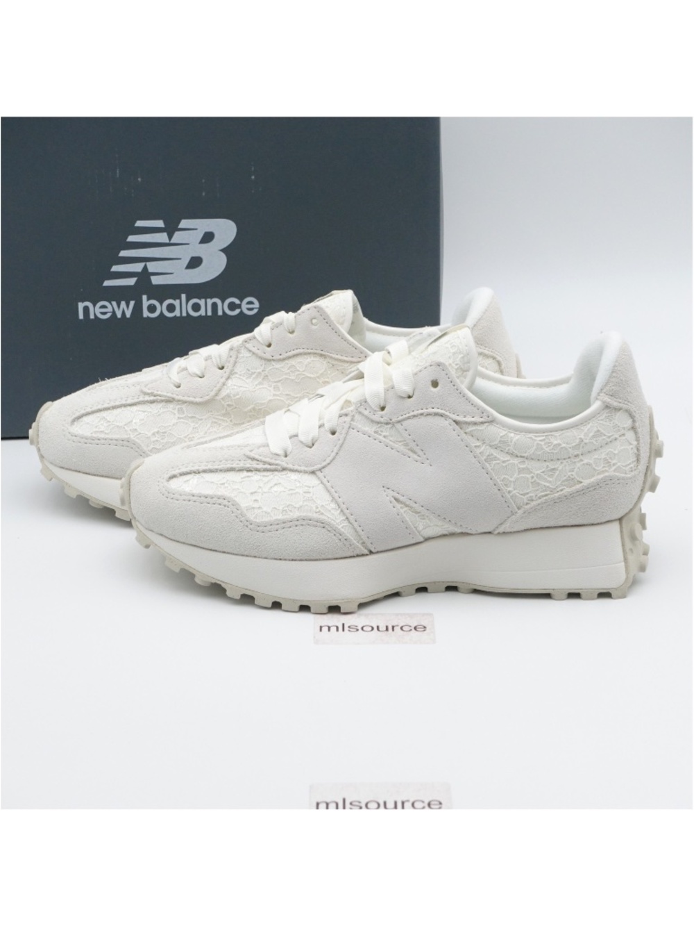 NEW Women's New Balance 327 Suede Sneakers WS327LCB Sea Salt